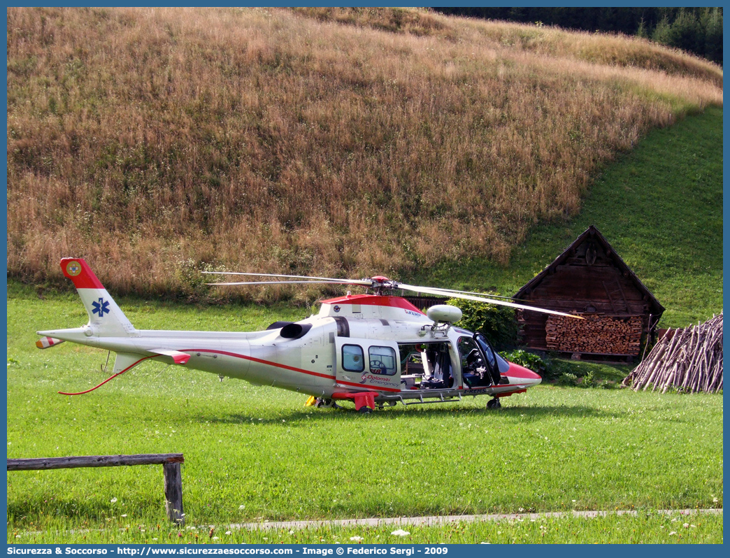 I-REMS
118 Regione Veneto
Agusta Westland A109S Grand
FALCO
Base di Pieve di Cadore
Parole chiave: 118;Veneto;Belluno;Pieve di Cadore;Agusta;A109;A;109;Grand;I-REMS;Falco;Elicottero;Elisoccorso