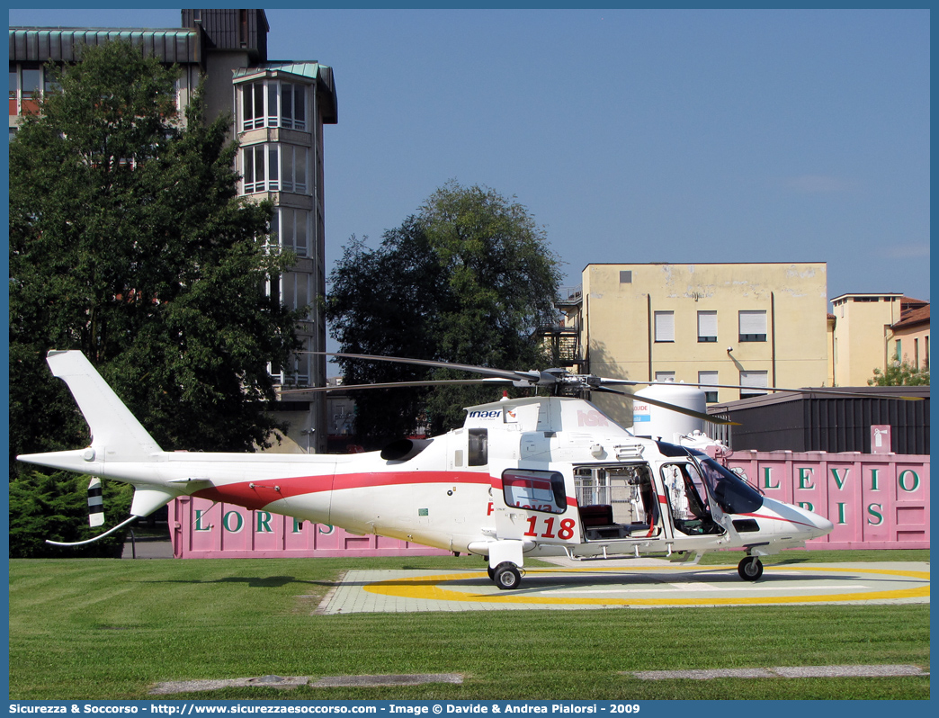 I-ESUE
118 Regione Veneto
Agusta A109E Power
ELI 1
Base di Padova
Parole chiave: 118;Veneto;Padova;Agusta;A109;A;109;Power;I-ESUE;Eli1;Eli 1;Elicottero;Elisoccorso