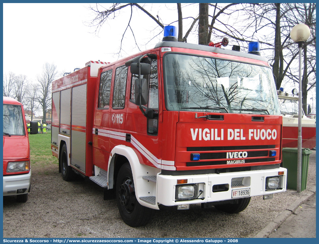 VF 18936
Corpo Nazionale Vigili del Fuoco
Iveco Magirus EuroFire 150E27 I serie
Ricondizionato Fortini S.r.l.
Parole chiave: VVF;V.V.F.;Corpo;Nazionale;Vigili;del;Fuoco;AutoPompaSerbatoio;APS;A.P.S.;Iveco;Magirus;EuroFire;150E27