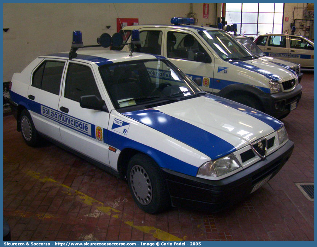 -
Polizia Municipale
Comune di Trieste
Alfa Romeo 75 II serie
Parole chiave: Polizia;Municipale;Locale;Trieste;Alfa Romeo;75 II serie