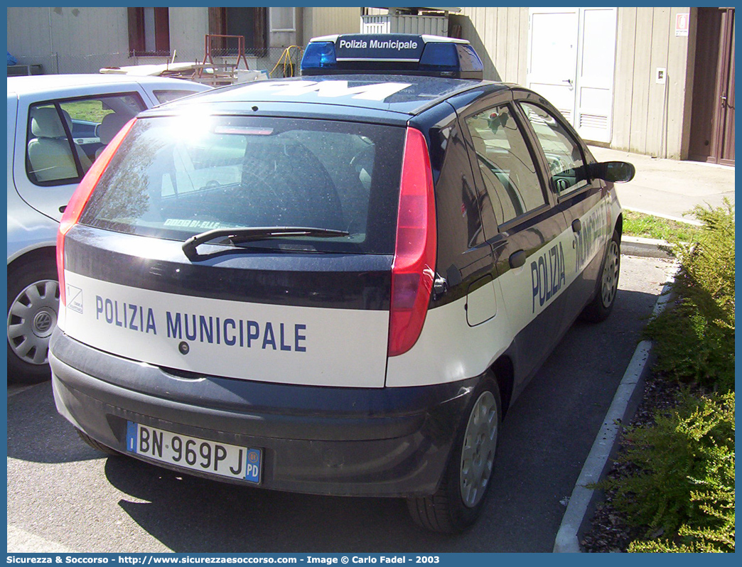 -
Polizia Municipale
Comune di Arquà Petrarca
Fiat Punto II serie
Parole chiave: Polizia;Locale;Municipale;Arquà Petrarca;Arqua Petrarca;Fiat;Punto