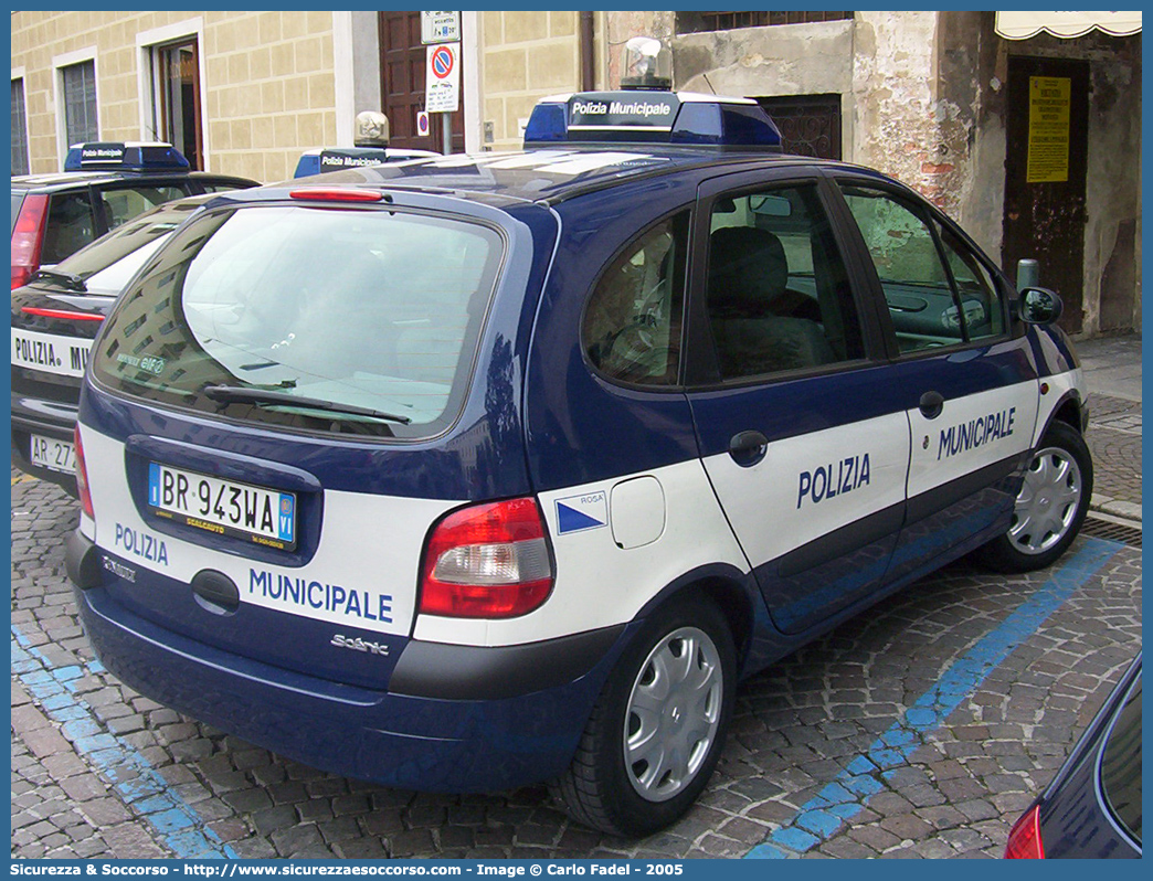 -
Polizia Municipale
Comune di Rosà
Renault Scenic I serie
Parole chiave: Polizia;Locale;Municipale;Rosà;Rosa;Renault;Scenic