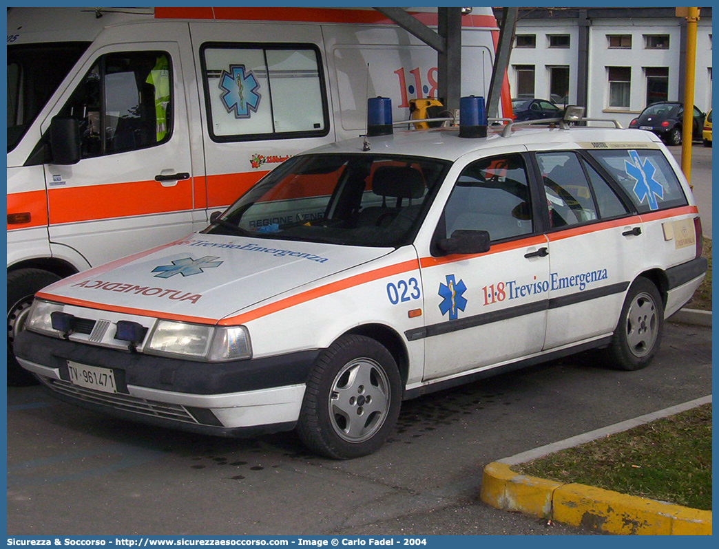 023
SUEM 118 Treviso Emergenza
Azienda ULSS 2 - Marca Trevigiana
Fiat Tempra Station Wagon
Allestitore MAF S.n.c.
Parole chiave: 118;SUEM;S.U.E.M.;Treviso;Emergenza;Automedica;Fiat;Tempra;Station;Wagon;MAF