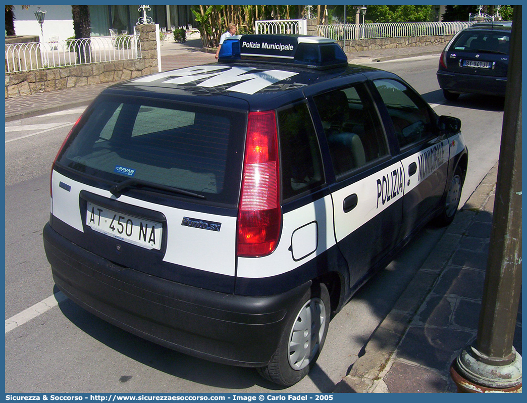 -
Polizia Municipale
Comune di Piove di Sacco
Fiat Punto I serie
Parole chiave: Polizia;Locale;Municipale;Piove di Sacco;Fiat;Punto