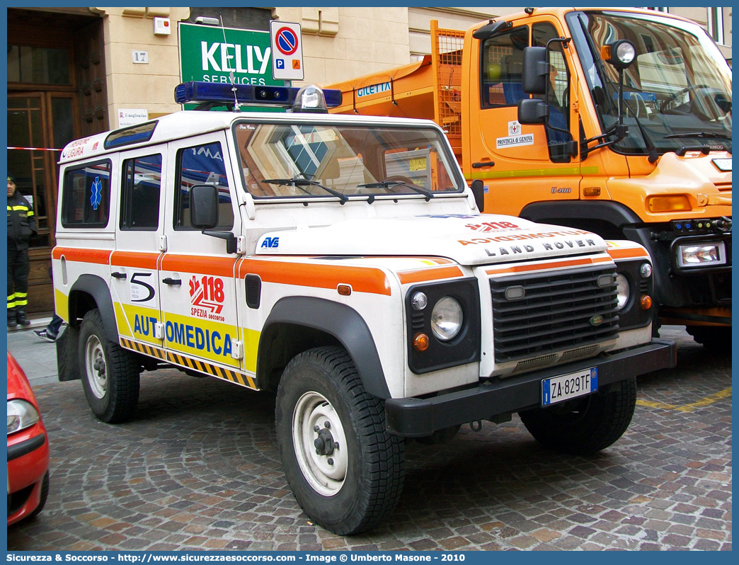 -
118 Spezia Soccorso
Land Rover Defender 110
Allestitore AVS S.a.s. S.a.s.
Parole chiave: 118;Spezia;Soccorso;Automedica;Land Rover;Defender;110;AVS