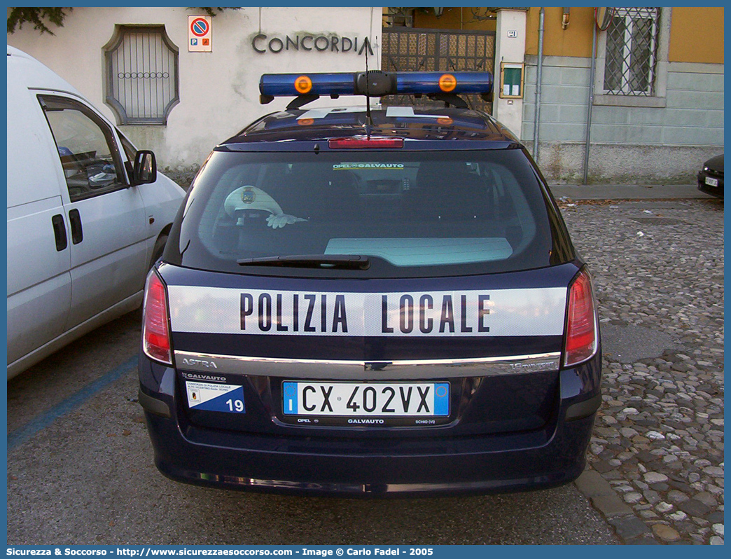 -
Polizia Locale
Consorzio Alto Vicentino
Opel Astra Station Wagon III serie
Parole chiave: Polizia;Locale;Municipale;Alto Vicentino;Arsiero;Lastebasse;Marano Vicentino;Monte di Malo;Pedemonte;Piovene Rocchette;Posina;San Vito Leguzzano;Santorso;Schio;Tonezza Cimone;Torrebelvicino;Valdastico;Valli del Pasubio;Velo Astico;Opel;Astra;Station Wagon