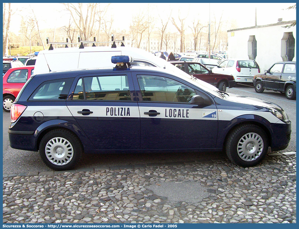 -
Polizia Locale
Consorzio Alto Vicentino
Opel Astra Station Wagon III serie
Parole chiave: Polizia;Locale;Municipale;Alto Vicentino;Arsiero;Lastebasse;Marano Vicentino;Monte di Malo;Pedemonte;Piovene Rocchette;Posina;San Vito Leguzzano;Santorso;Schio;Tonezza Cimone;Torrebelvicino;Valdastico;Valli del Pasubio;Velo Astico;Opel;Astra;Station Wagon