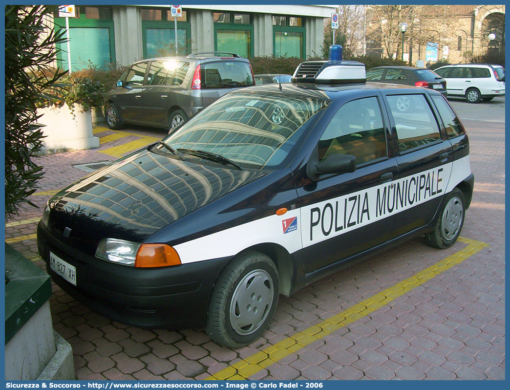 -
Polizia Municipale
Comune di Vigodarzere
Fiat Punto I serie
Parole chiave: PL;P.L.;PM;P.M.;Polizia;Locale;Municipale;Vigodarzere;Fiat;Punto