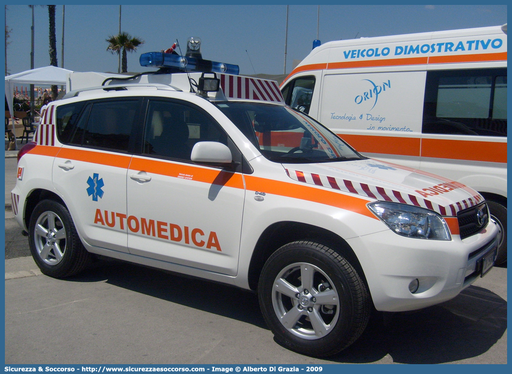 -
118 Lucca Soccorso
Toyota Rav4 III serie
Allestitore Orion S.r.l.
Parole chiave: 118;Lucca;Soccorso;Automedica;Automedicalizzata;Auto Medica;Auto Medicalizzata;Toyota;Rav4;Rav 4;Orion