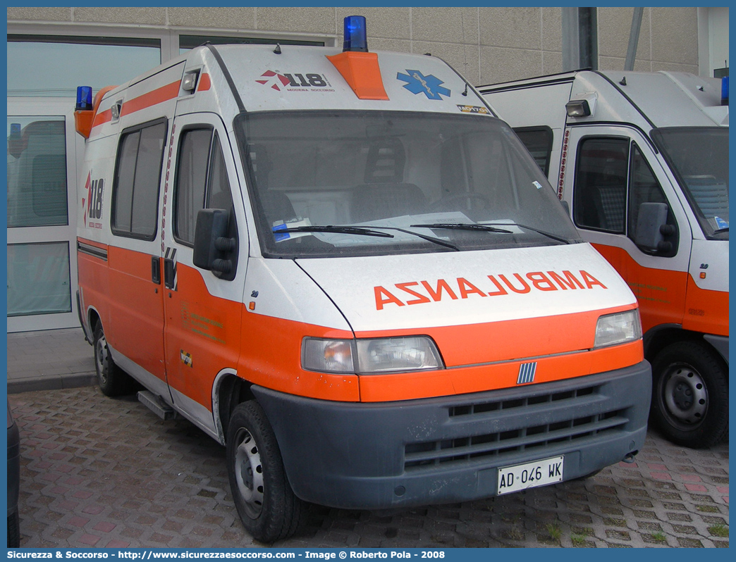 MO 1701
118 Modena Soccorso
Fiat Ducato II serie
Parole chiave: 118;Modena;Soccorso;Ambulanza;Fiat;Ducato