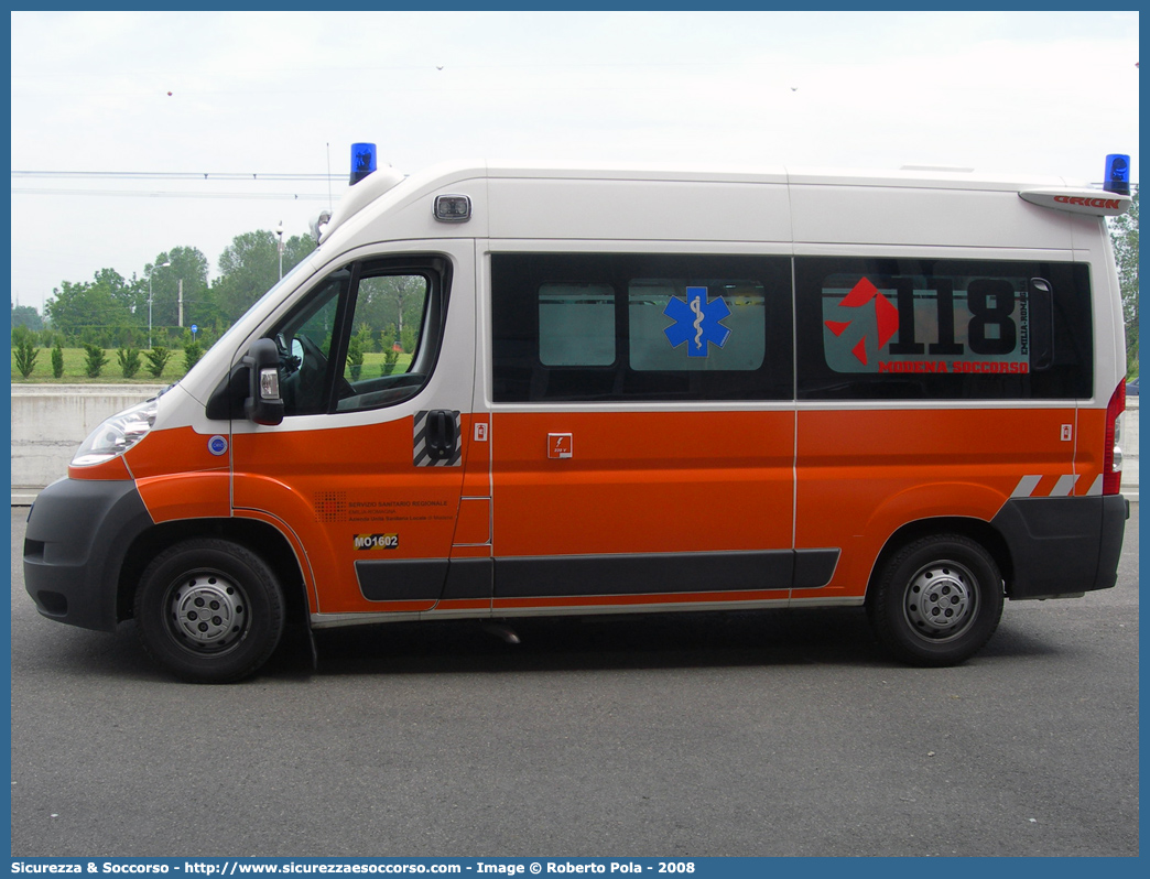 MO 1602
118 Modena Soccorso
Fiat Ducato III serie
Allestitore Orion S.r.l.
Parole chiave: 118;Modena;Soccorso;Ambulanza;Fiat;Ducato;X250;X 250;Orion