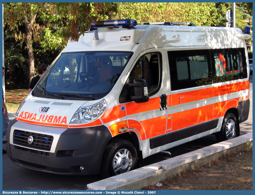 BO 0652
118 Bologna Soccorso
Fiat Ducato III serie
Allestitore Orion S.r.l.
Parole chiave: 118;Bologna;Soccorso;Ambulanza;Autoambulanza;Fiat;Ducato;X250;X 250;Orion