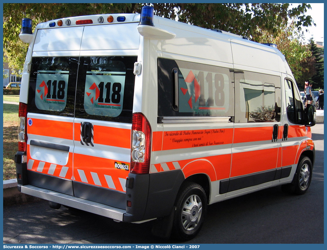 BO 0652
118 Bologna Soccorso
Fiat Ducato III serie
Allestitore Orion S.r.l.
Parole chiave: 118;Bologna;Soccorso;Ambulanza;Autoambulanza;Fiat;Ducato;X250;X 250;Orion