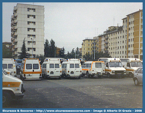 -
118 Bologna Soccorso
Varie
Parole chiave: 118;Bologna;Soccorso;Ambulanza;Ambulanze