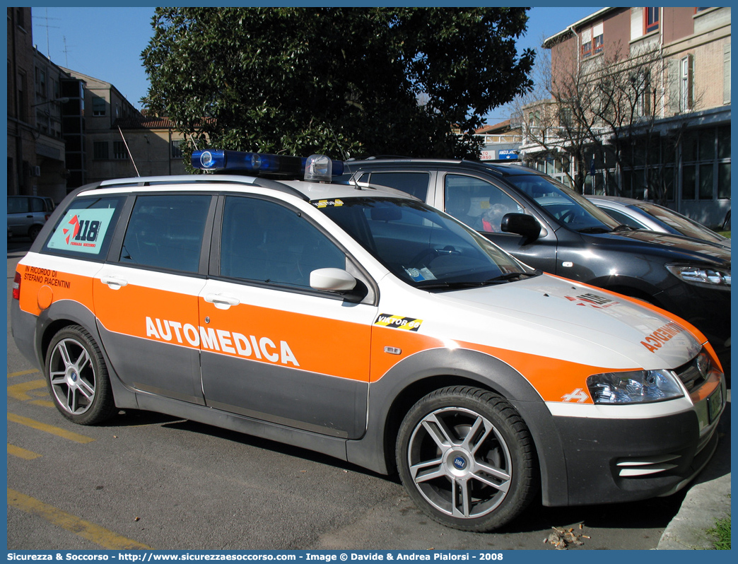 FE 3166
118 Ferrara Soccorso
Fiat Stilo Multiwagon Uproad
Allestitore Aricar S.p.A.
Parole chiave: 118;Ferrara;Soccorso;Automedica;Automedicalizzata;Auto Medica;Auto Medicalizzata;Fiat;Stilo;Multiwagon;Uproad;Aricar