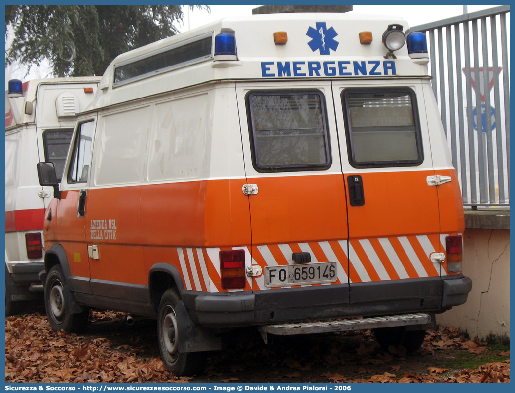 -
118 Romagna Soccorso
Ambito Territoriale di Forlì
Fiat Ducato I serie
Allestitore Mariani Fratelli S.r.l.
Parole chiave: 118;Romagna;Soccorso;Forlì;Ambulanza;Fiat;Ducato;Fratelli Mariani