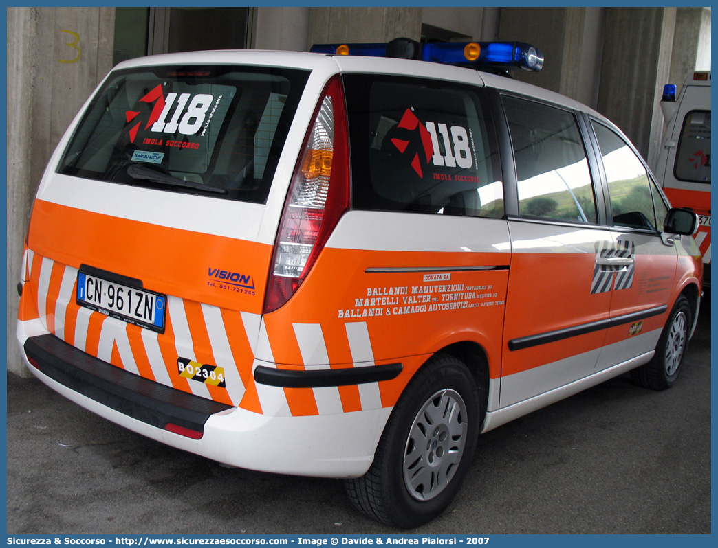 BO 2304
118 Imola Soccorso
Fiat Ulysse III serie
Allestitore Vision S.r.l.
(variante)
Parole chiave: 118;Imola;Soccorso;Automedica;Fiat;Ulysse;Vision