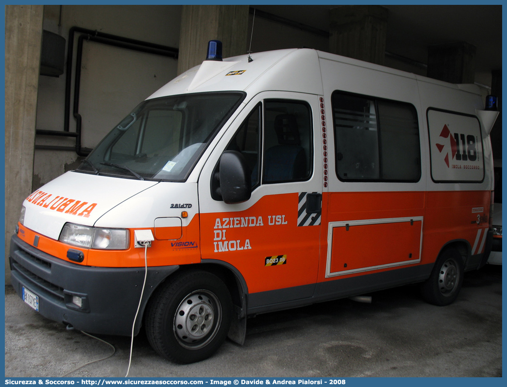 BO 2308
118 Imola Soccorso
Fiat Ducato II serie
Allestitore Vision S.r.l.
Parole chiave: 118;Imola;Soccorso;Ambulanza;Fiat;Ducato;Vision