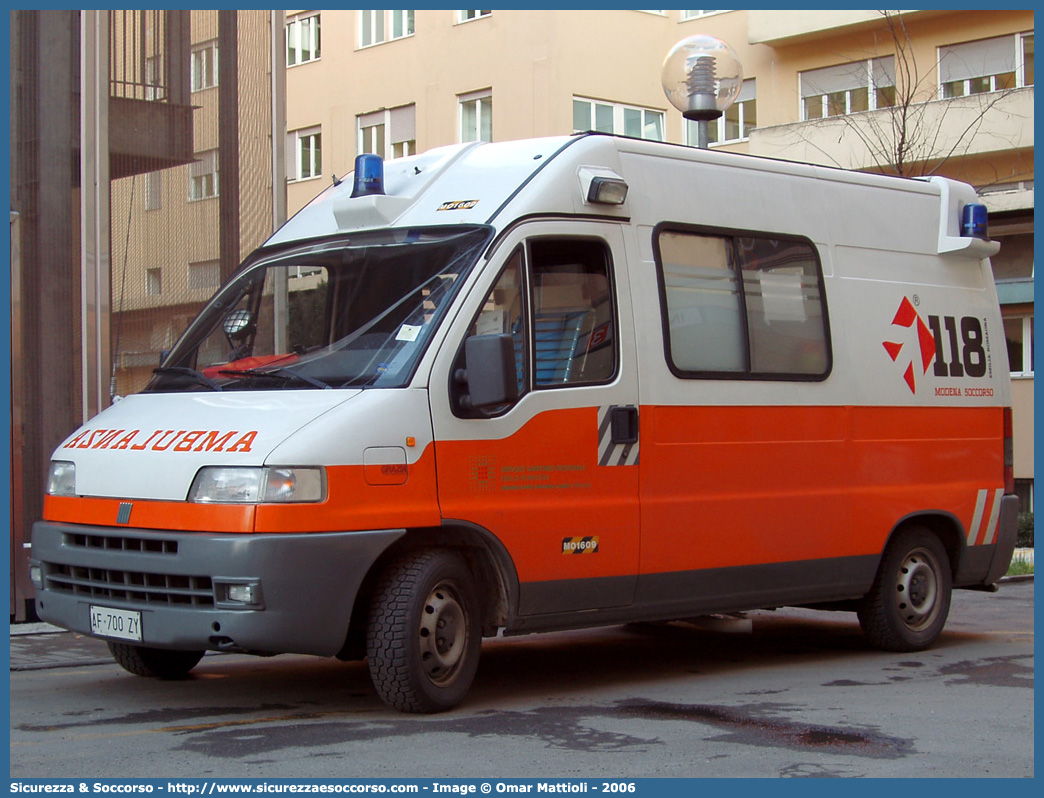 MO 1609
118 Modena Soccorso
Fiat Ducato II serie
Parole chiave: 118;Modena;Soccorso;Ambulanza;Fiat;Ducato