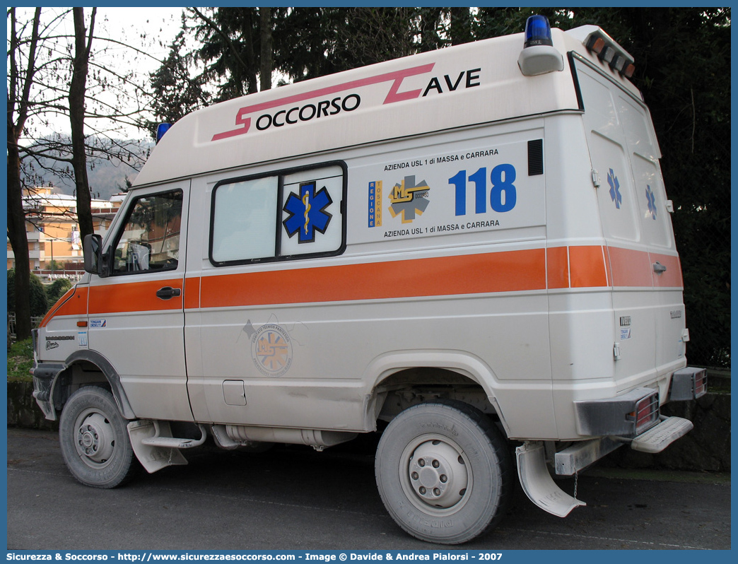 -
118 Massa Carrara Soccorso
Soccorso Cave
Iveco Daily 35-10 4x4 II serie
Allestitore MAF S.n.c.
Parole chiave: 118;Massa;Carrara;Soccorso;Cave;Iveco;Daily;MAF