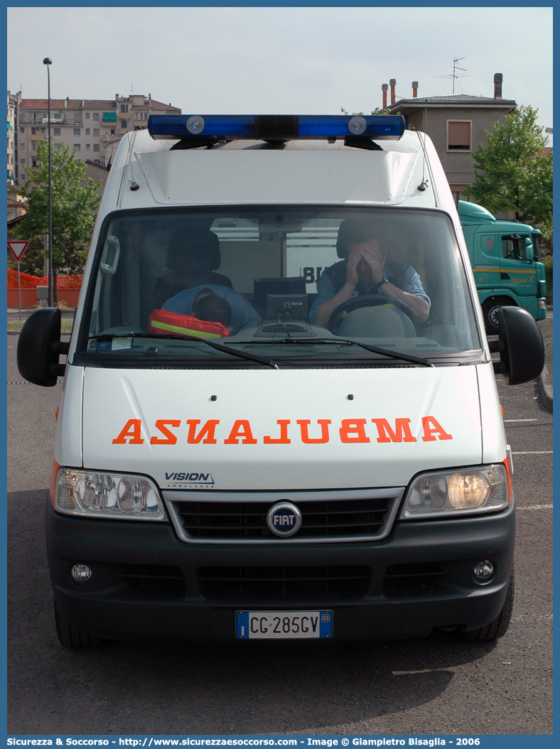 -
118 Piacenza Soccorso
Fiat Ducato II serie restyling
Allestitore Vision S.r.l.
Parole chiave: 118;Piacenza;Soccorso;Ambulanza;Fiat;Ducato;Vision