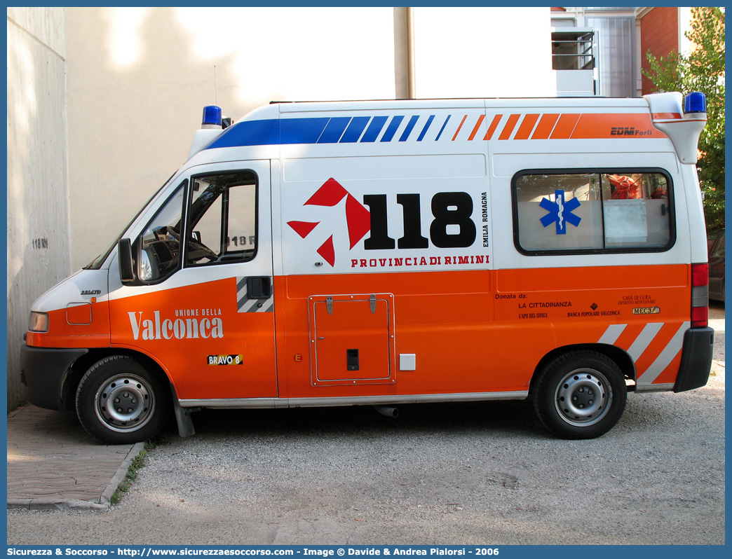 BRAVO 08
118 Romagna Soccorso
Ambito Territoriale di Rimini
Fiat Ducato II serie
Allestitore EDM S.r.l.
Parole chiave: 118;Romagna;Soccorso;Rimini;Ambulanza;Fiat;Ducato;EDM