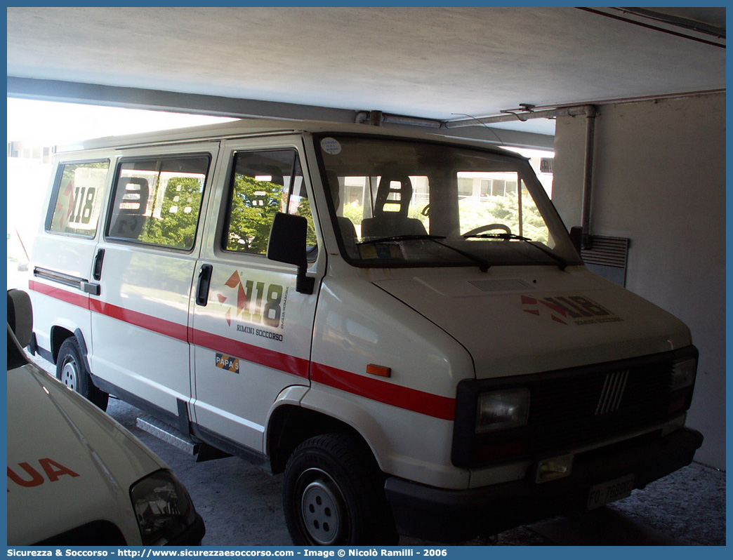 PAPA 05
118 Romagna Soccorso
Ambito Territoriale di Rimini
Fiat Ducato I serie
Parole chiave: 118;Romagna;Soccorso;Rimini;Fiat;Ducato