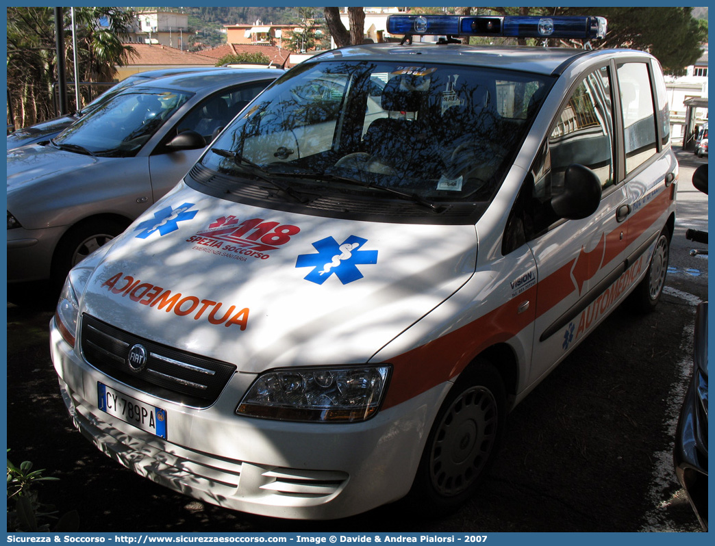 5981
118 Spezia Soccorso
Fiat Multipla II serie
Allestitore Vision S.r.l.
Parole chiave: 118;Spezia;Soccorso;Automedica;Fiat;Multipla;Vision