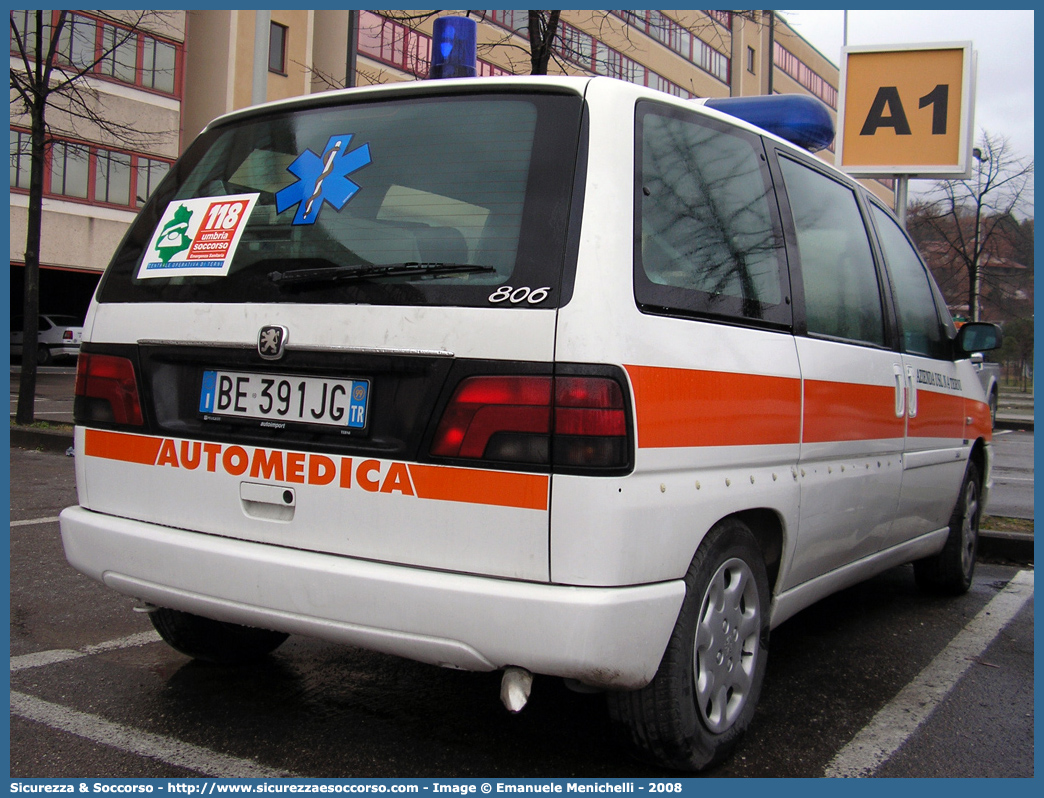 -
118 Umbria Soccorso
Azienda USL Umbria 2
Peugeot 806
Allestitore Bollanti S.r.l.
Parole chiave: 118;Umbria;Soccorso;Terni;Automedica;Peugeot;806