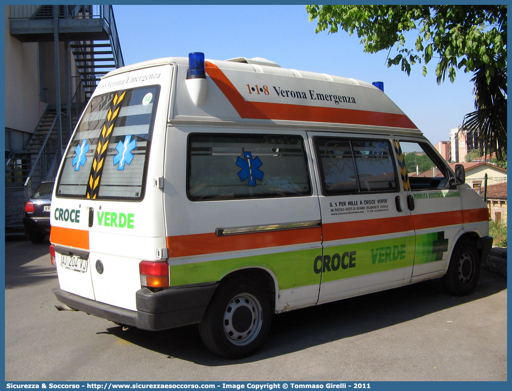 14
Croce Verde Verona
Volkswagen Transporter T4
Parole chiave: Croce Verde;CV;C.V.;Verona;Pubblica;Assistenza;Ambulanza;Volkswagen;Transporter T4;14