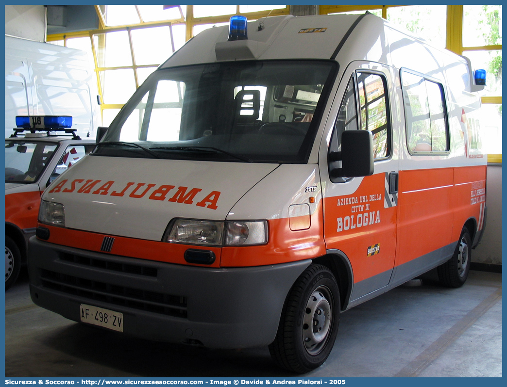 BO 2715
118 Bologna Soccorso
Fiat Ducato II serie
Parole chiave: 118;Bologna;Soccorso;Ambulanza;Fiat;Ducato