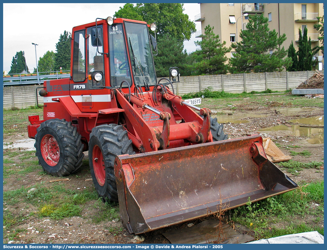 VF 16515
Corpo Nazionale Vigili del Fuoco
Fiat Allis FR7B
Parole chiave: VVF;V.V.F.;Corpo;Nazionale;Vigili;del;Fuoco;Fiat;Allis;FR7B