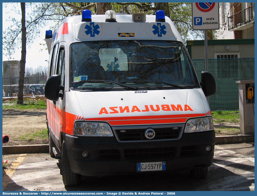 BO 2410
118 Bologna Soccorso
Fiat Ducato II serie restyling
Parole chiave: 118;Bologna;Soccorso;Ambulanza;Fiat;Ducato