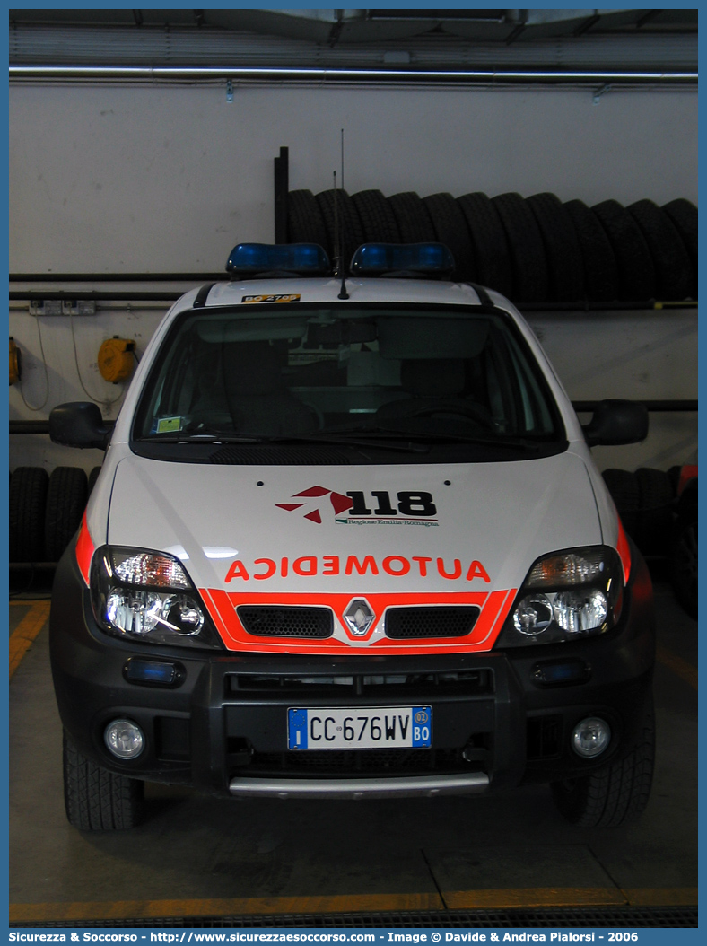 BO 2705
118 Bologna Soccorso
Renault Scenic RX4
Allestitore Vision S.r.l.
Parole chiave: 118;Bologna;Soccorso;Automedica;Renault;Scenic;RX4;Vision