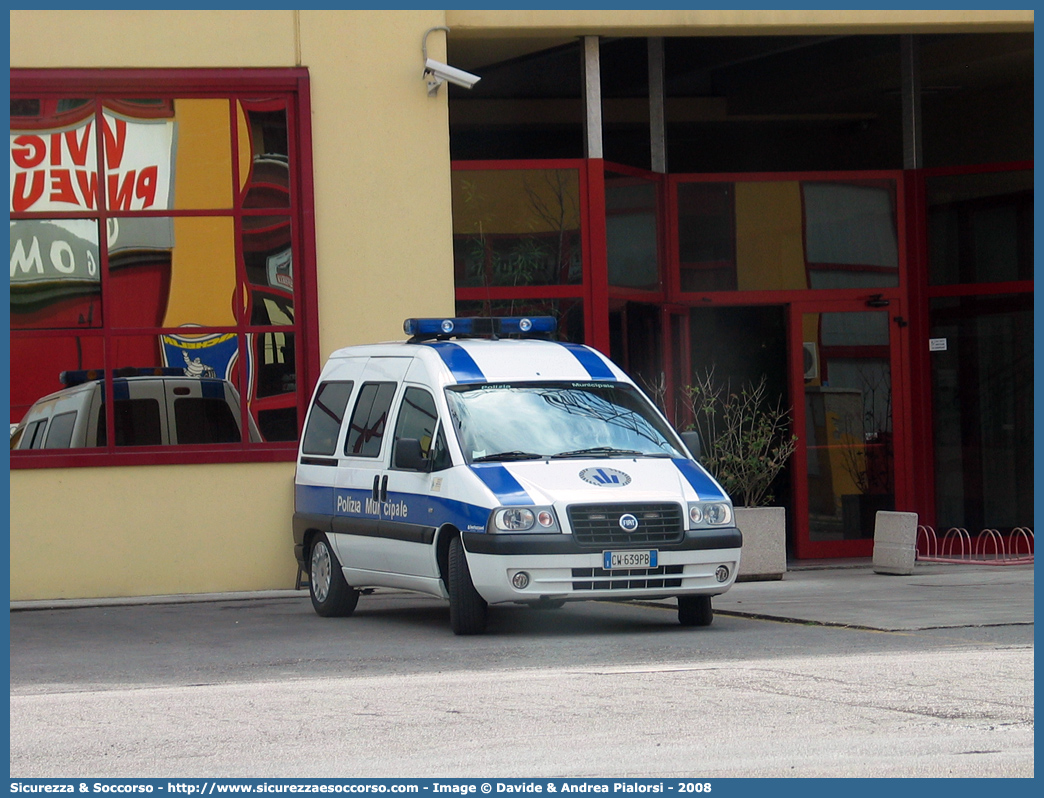 -
Polizia Municipale
Associazione Intercomunale
Reno Galliera
Fiat Scudo III serie
Allestitore Bertazzoni S.r.l.
Parole chiave: Polizia;Locale;Municipale;Reno;Galliera;San Giorgio in Piano;Argelato;Bentivoglio;Castello d'Argile;Galliera;Pieve di Cento;San Pietro in Casale;Fiat;Scudo;Bertazzoni