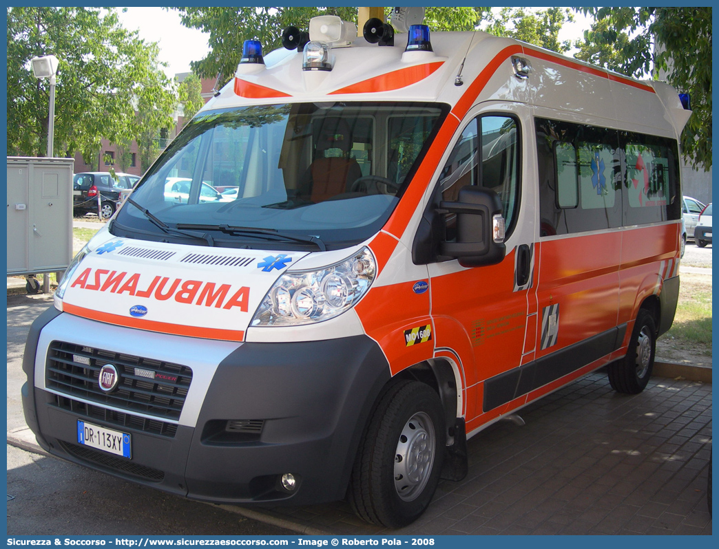 MO 1608
118 Modena Soccorso
Fiat Ducato III serie
Allestitore Aricar S.p.A.
Parole chiave: 118;Modena;Soccorso;Ambulanza;Autoambulanza;Fiat;Ducato;X250;X 250;Aricar