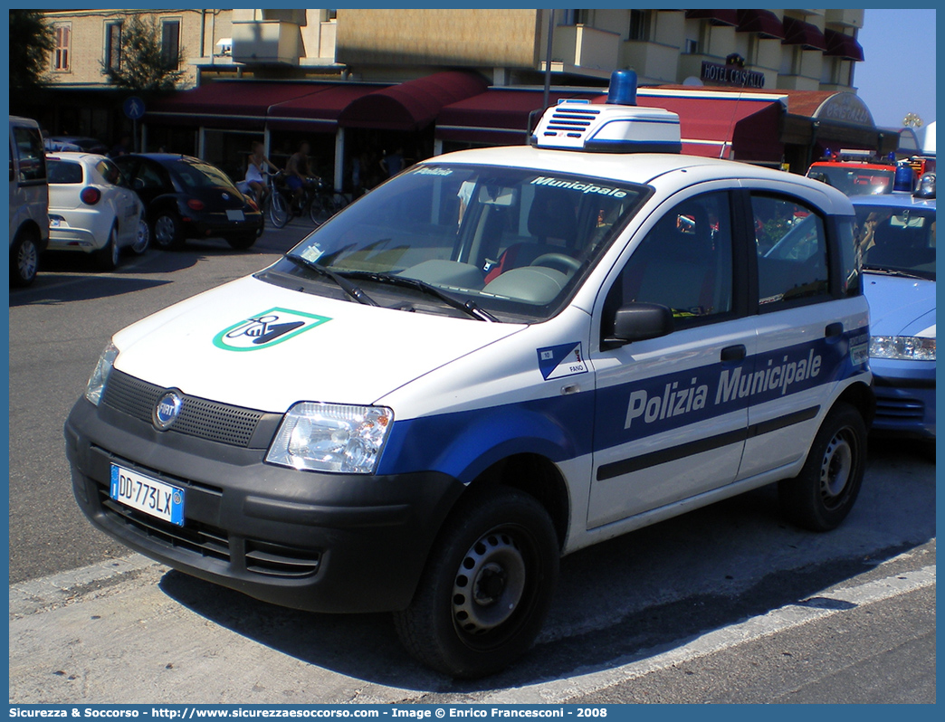 -
Polizia Municipale
Comune di Fano
Fiat Nuova Panda 4x4 I serie
Parole chiave: Polizia;Locale;Municipale;Fano;Fiat;Nuova Panda