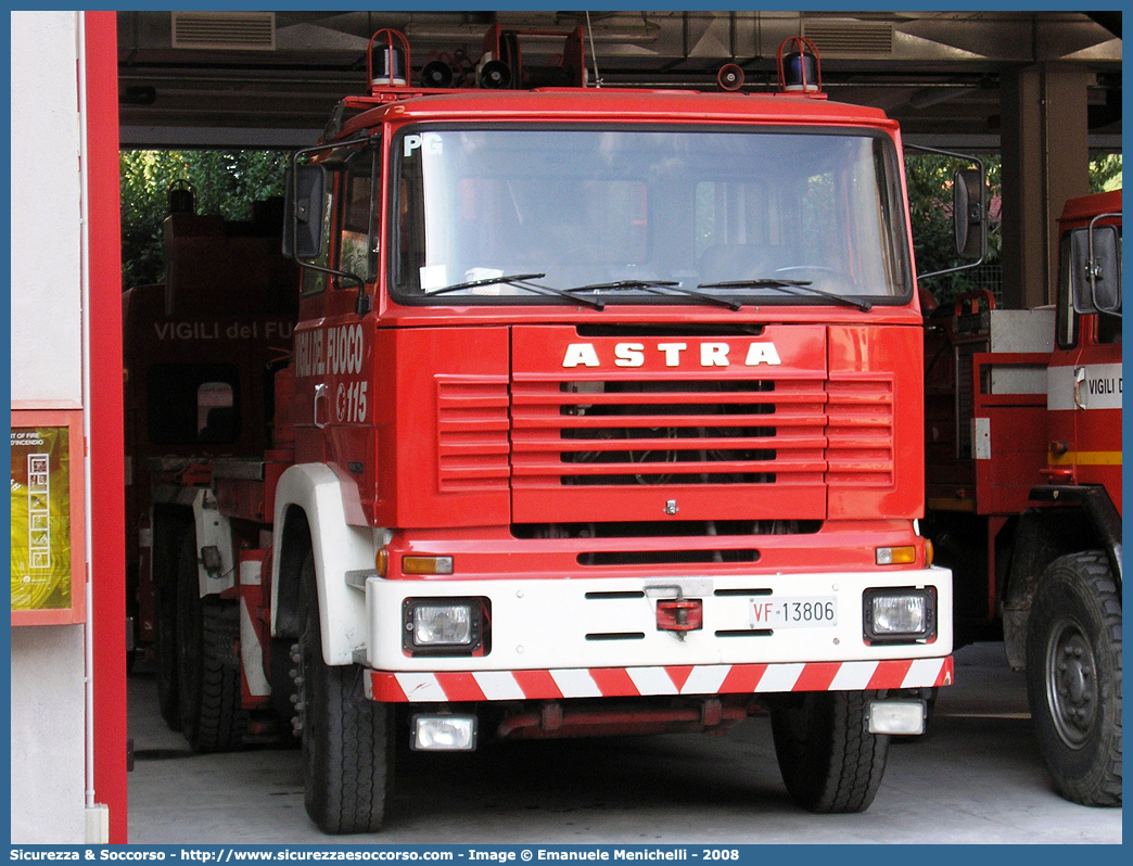 VF 13806
Corpo Nazionale Vigili del Fuoco
Astra Castelli BM25
Parole chiave: VVF;V.V.F.;Corpo;Nazionale;Vigili;del;Fuoco;Astra;Castelli;BM25;BM;25