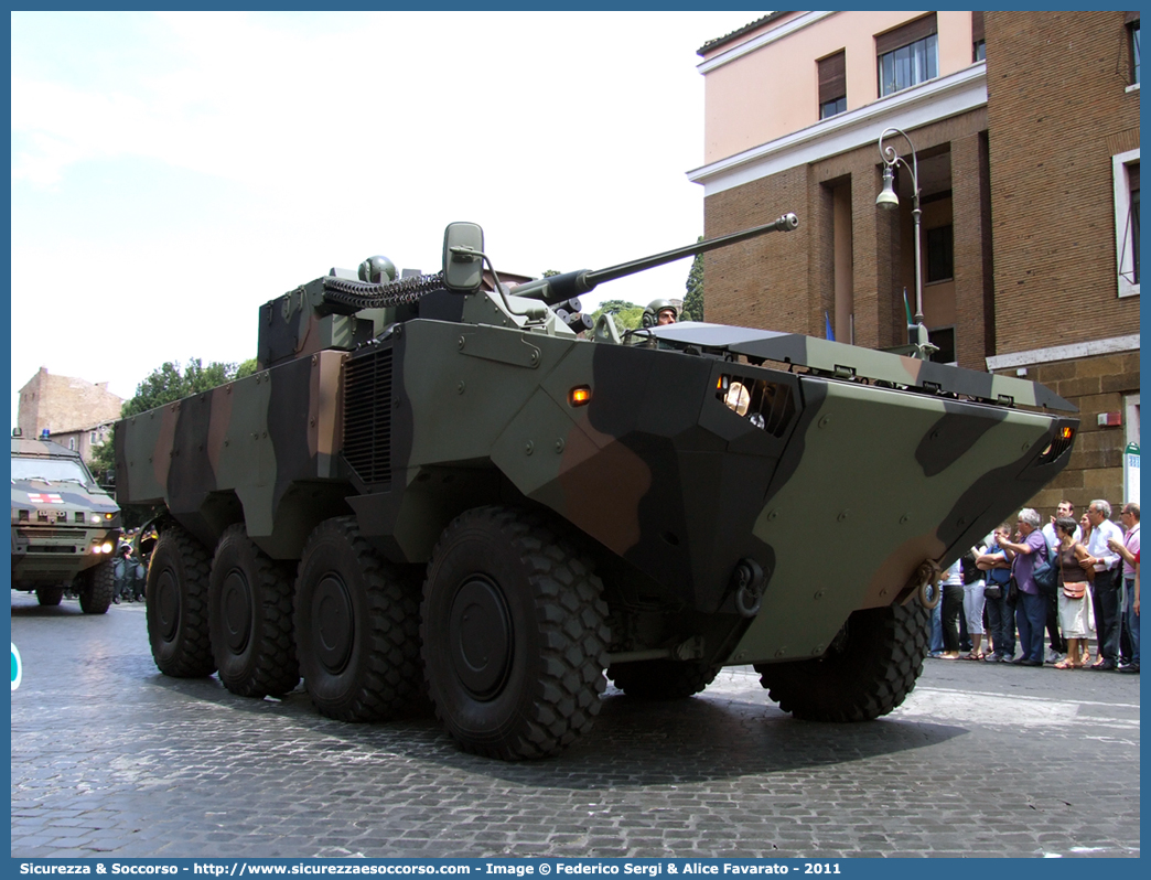 Esercito Italiano
Mezzi da Combattimento
Iveco VBA SuperAv 8x8

Parole chiave: EI;E.I.;Esercito;Italiano;Mezzi da Combattimento;Iveco;VBA;SuperAv 8x8