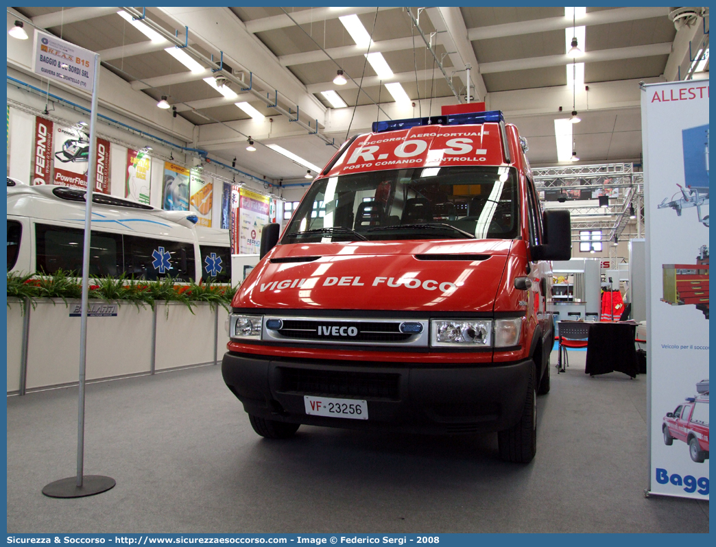 VF 23256
Corpo Nazionale Vigili del Fuoco
Nucleo Aeroportuale
Iveco Daily 29L10 III serie
Parole chiave: Corpo;Nazionale;Vigili del Fuoco;Vigili;Fuoco;Iveco;Daily;Aeroportuale