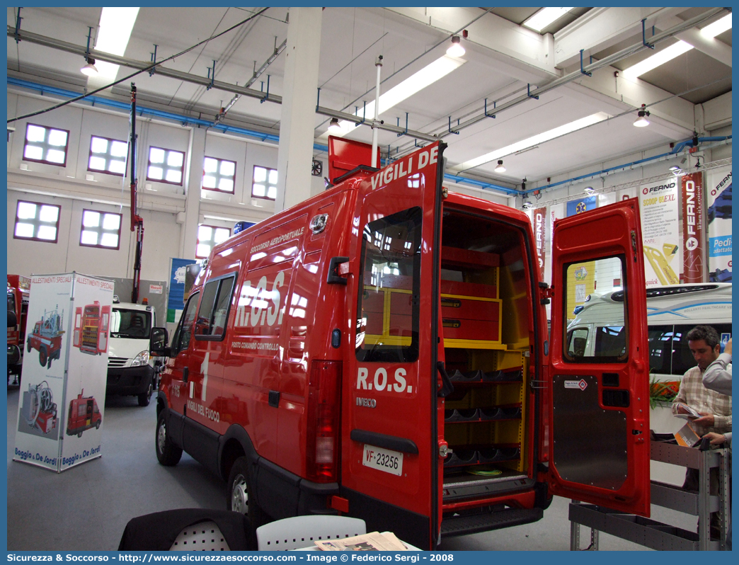 VF 23256
Corpo Nazionale Vigili del Fuoco
Nucleo Aeroportuale
Iveco Daily 29L10 III serie
Parole chiave: Corpo;Nazionale;Vigili del Fuoco;Vigili;Fuoco;Iveco;Daily;Aeroportuale