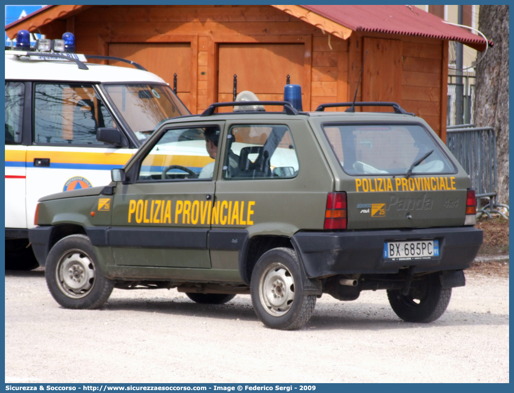 -
Polizia Provinciale
Provincia di Vicenza
Fiat Panda 4x4 II serie
Parole chiave: Polizia;Locale;Provinciale;Vicenza;Fiat;Panda;4x4;4 x 4