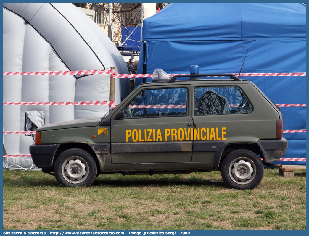 -
Polizia Provinciale
Provincia di Vicenza
Fiat Panda 4x4 II serie
Parole chiave: Polizia;Locale;Provinciale;Vicenza;Fiat;Panda;4x4;4 x 4