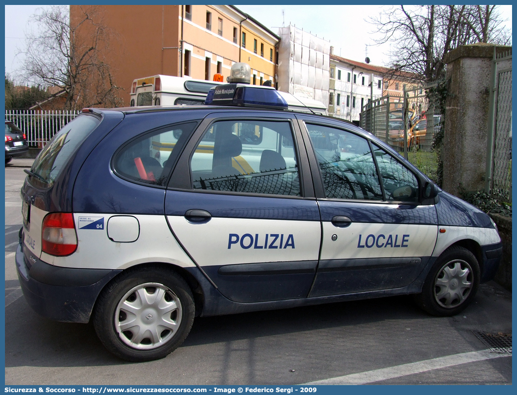 -
Polizia Locale
Unione Comuni del Marosticense
Renault Scenic I serie
Parole chiave: Polizia;Locale;Municipale;Marosticense;Marostica;Nove;Pianezze;Renault;Scenic