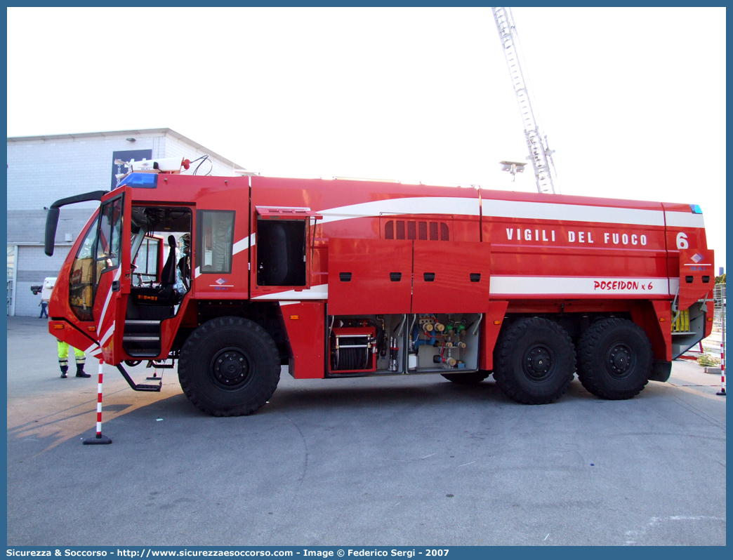 VF 21757
Corpo Nazionale Vigili del Fuoco
Nucleo Aeroportuale
Man Bai Poseidon X6
Parole chiave: Corpo;Nazionale;Vigili del Fuoco;Vigili;Fuoco;Man;Bai;Poseidon;X6;X 6;Aeroportuale