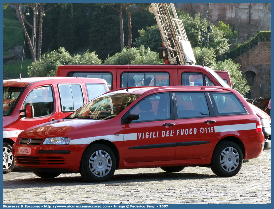 VF 24065
Corpo Nazionale Vigili del Fuoco
Fiat Stilo Multiwagon
Parole chiave: VF;VVF;V.F.;V.V.F.;Corpo;Nazionale;Vigili del Fuoco;Vigili;Fuoco;Fiat;Stilo;Multiwagon