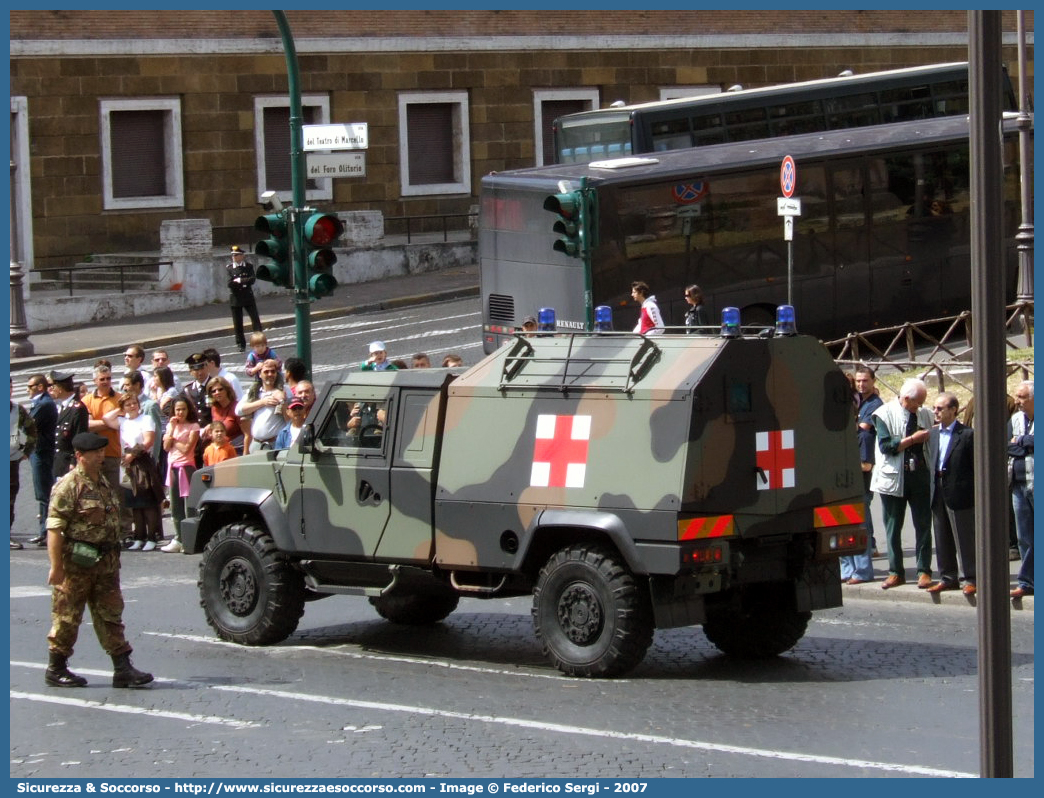 -
Esercito Italiano
Sanità Militare
Iveco VTLM Lince
Parole chiave: EI;E.I.;Esercito;Italiano;Sanità Militare;Iveco;VTLM;Lince