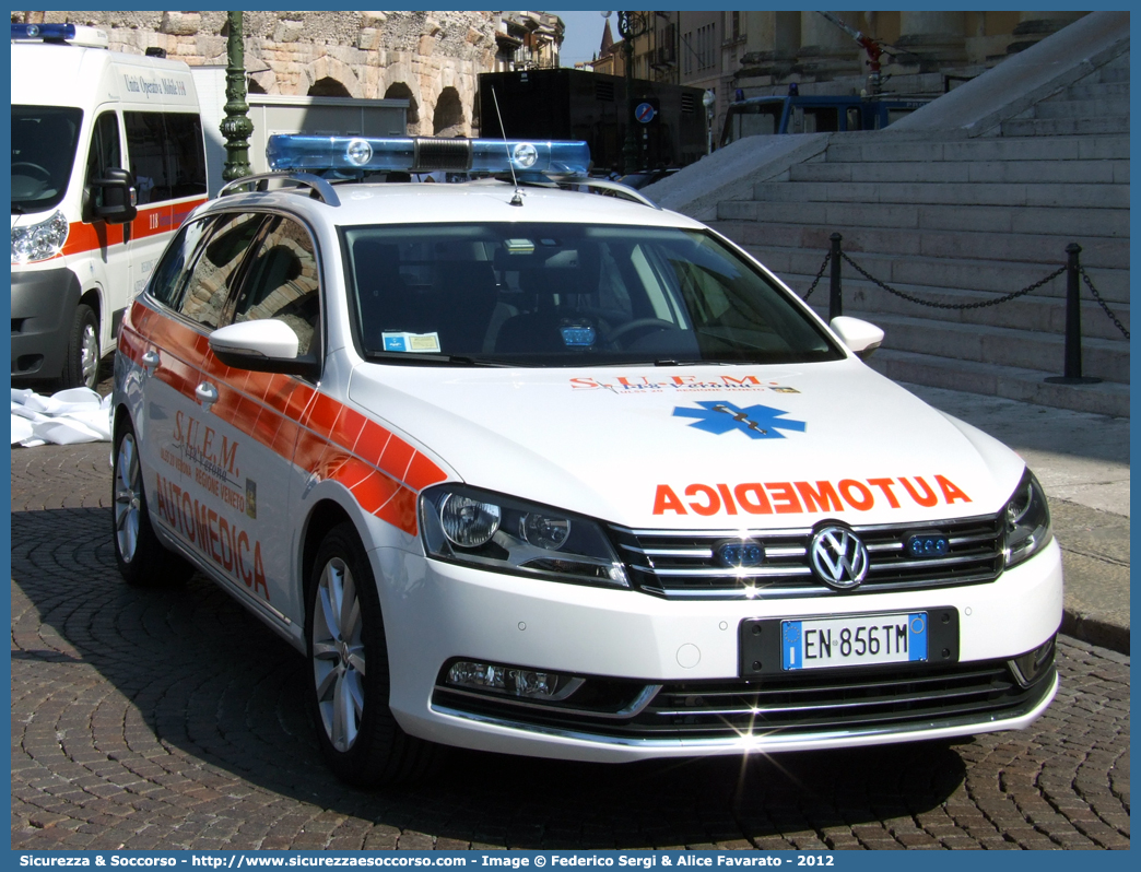 ALFA MIKE 01
SUEM 118 Verona Emergenza
Azienda ULSS 9 - Scaligera
Volkswagen Passat Variant V serie
Allestitore Polar Special Car S.n.c.
Parole chiave: 118;Verona;Emergenza;SUEM;S.U.E.M.;Automedica;Volkswagen;Passat;Variant;Polar Special Car