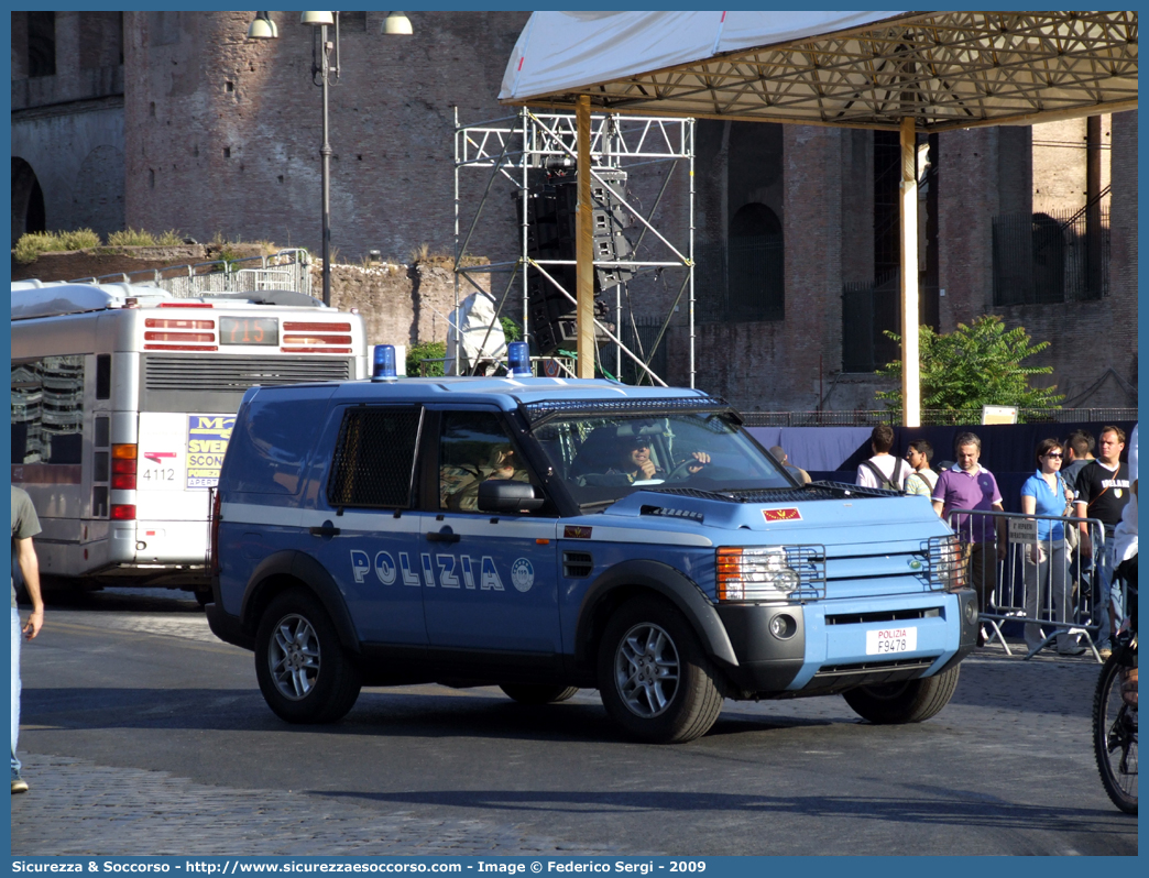 Polizia F9478
Polizia di Stato
Reparto Mobile
Land Rover Discovery 3
Allestitore Carrozzeria Marazzi S.p.A.
Parole chiave: F9478;PS;P.S.;Polizia di Stato;Reparto;Mobile;Ordine;Pubblico;Land Rover;Discovery;3;Marazzi