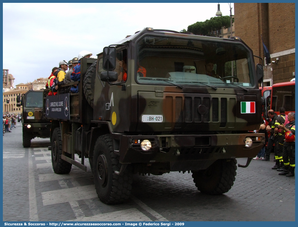 EI BH021
Esercito Italiano
ASTRA SMR 44.30 BAD 4X4
Parole chiave: EI;E.I.;Esercito;Italiano;Mezzi;da;Cantiere;Trasporto;Materiali;Supporto;Logistico;Astra;SMR;44.30